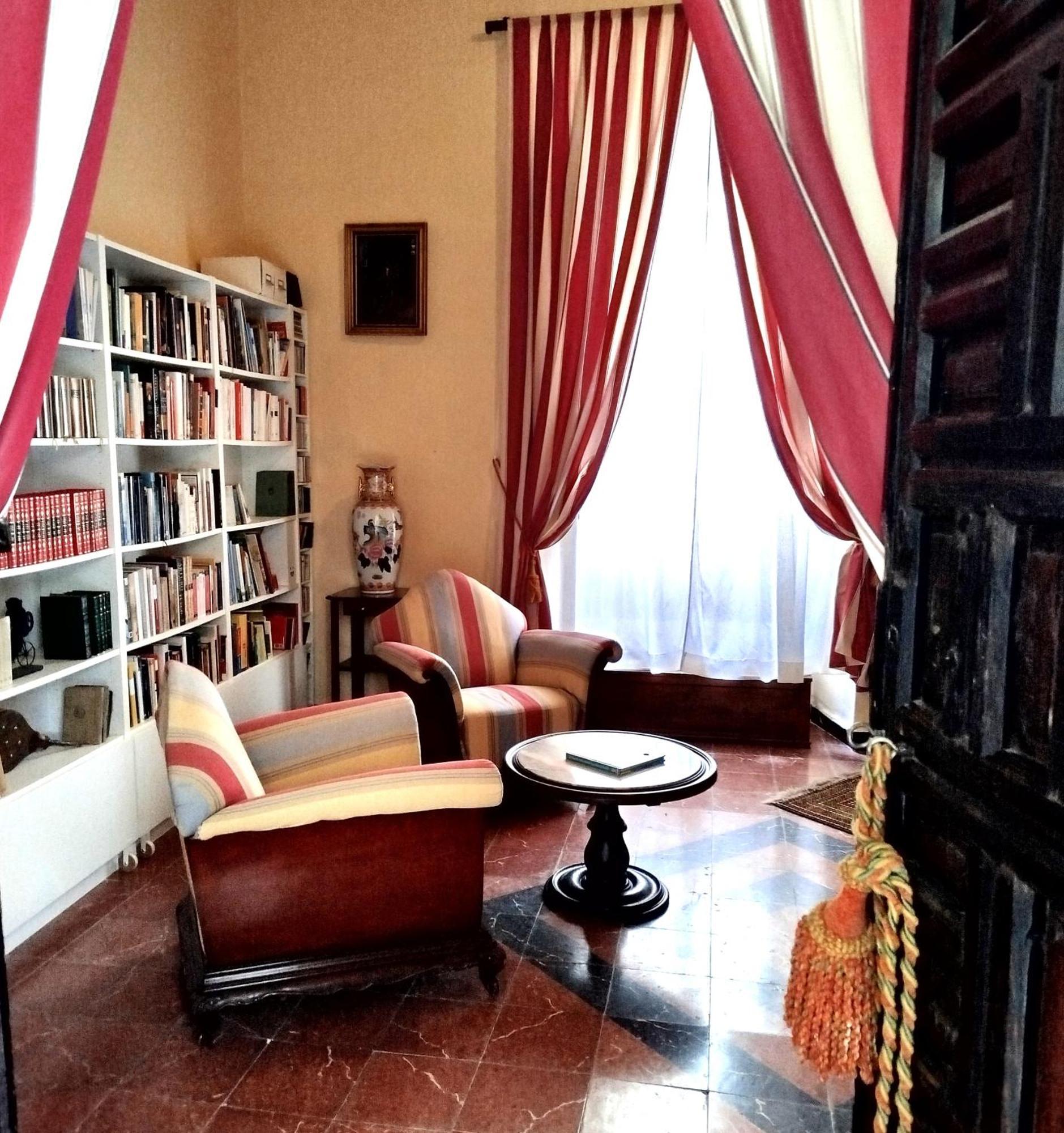 Domus Astigi Hotel Écija Buitenkant foto