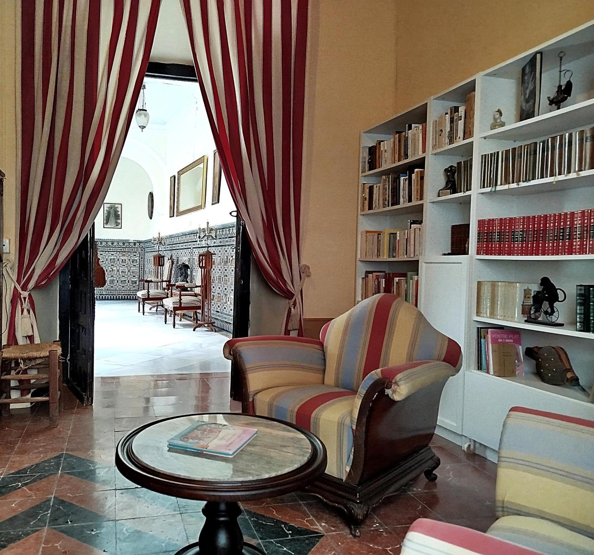 Domus Astigi Hotel Écija Buitenkant foto